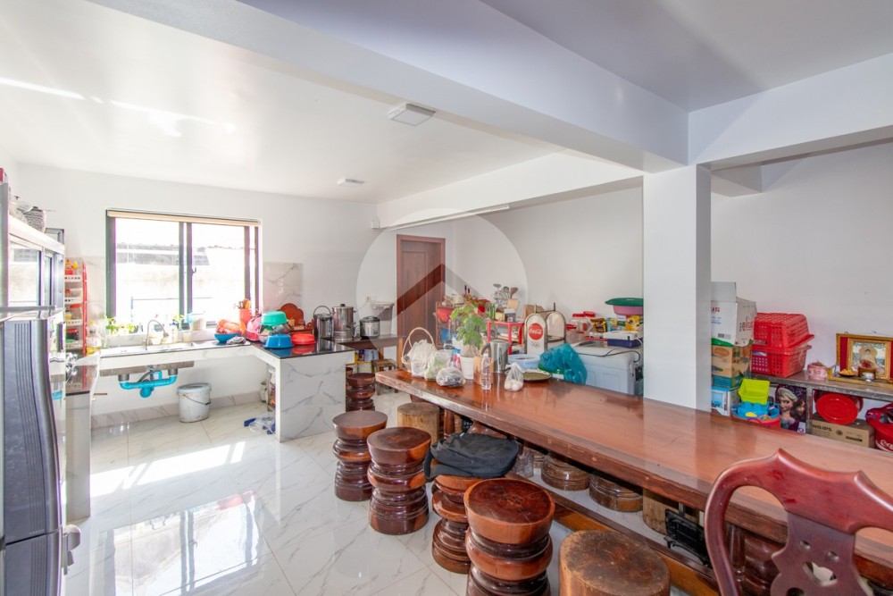 10 Bedroom Apartment Building For Rent - Wat Bo, Siem Reap - Image 21