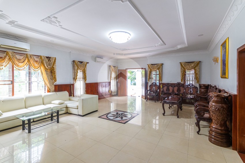 6 Bedroom Villa For Rent - Russey Keo, Phnom Penh