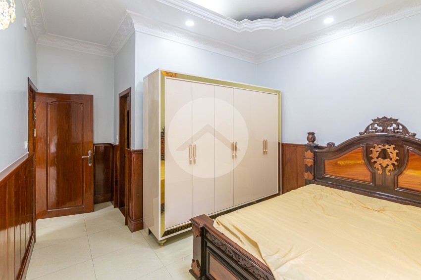 6 Bedroom Villa For Rent - Russey Keo, Phnom Penh