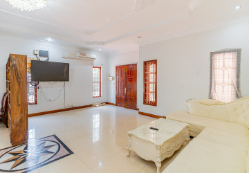 6 Bedroom Villa For Rent - Russey Keo, Phnom Penh thumbnail
