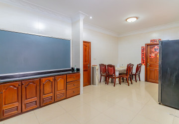 6 Bedroom Villa For Rent - Russey Keo, Phnom Penh thumbnail