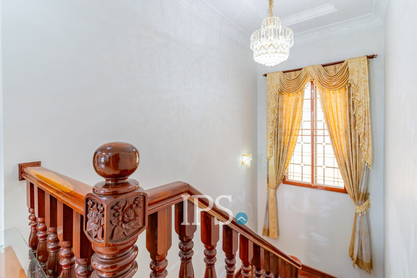 6 Bedroom Villa For Rent - Russey Keo, Phnom Penh