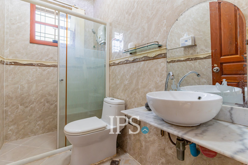 6 Bedroom Villa For Rent - Russey Keo, Phnom Penh