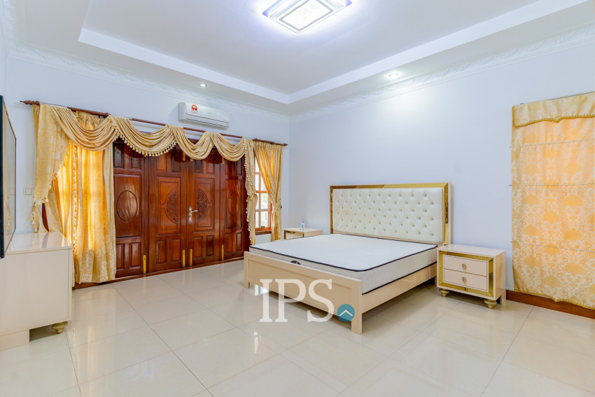 6 Bedroom Villa For Rent - Russey Keo, Phnom Penh