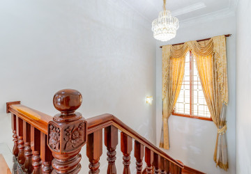 6 Bedroom Villa For Rent - Russey Keo, Phnom Penh thumbnail