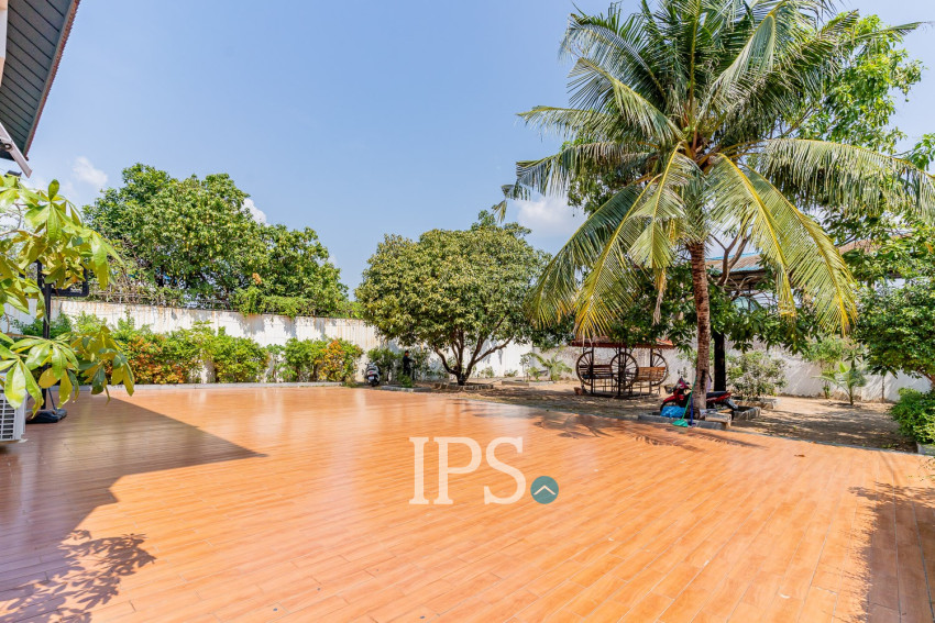 6 Bedroom Villa For Rent - Russey Keo, Phnom Penh