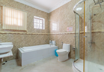 6 Bedroom Villa For Rent - Russey Keo, Phnom Penh thumbnail