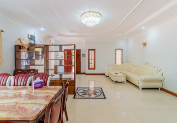 6 Bedroom Villa For Rent - Russey Keo, Phnom Penh thumbnail