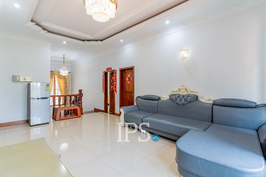 6 Bedroom Villa For Rent - Russey Keo, Phnom Penh