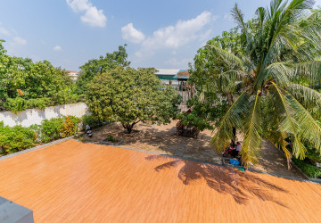 6 Bedroom Villa For Rent - Russey Keo, Phnom Penh thumbnail