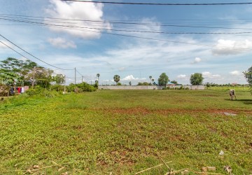 3000 Sqm Land For Sale - Sra Ngae, Siem Reap thumbnail