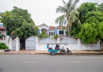 7 Bedroom Commercial Villa For Rent - Toul Kork, Phnom Penh thumbnail