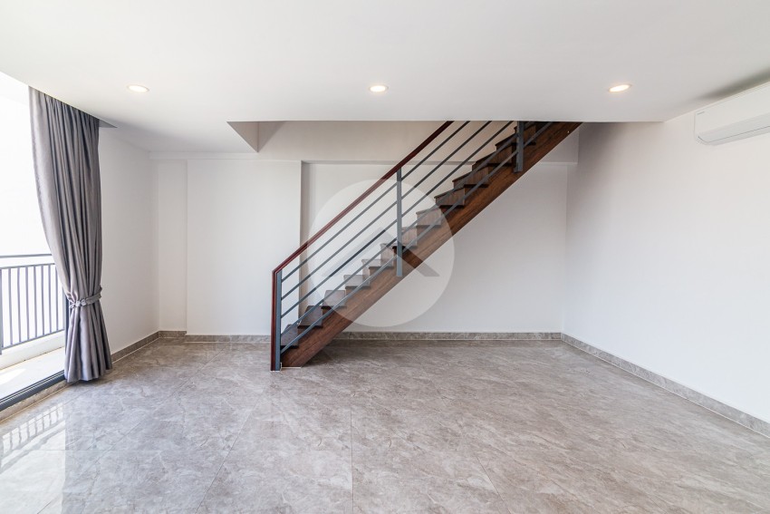 23th Floor 4 Bedroom Penthouse For Sale - MekongView 6, Phnom Penh