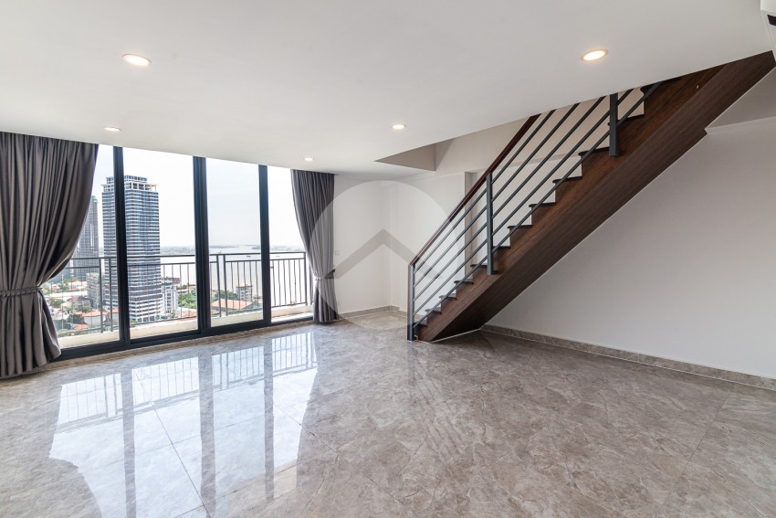 23th Floor 4 Bedroom Penthouse For Sale - MekongView 6, Phnom Penh