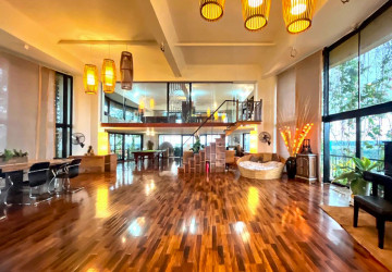 650 Office Penthouse For Rent - Chroy Changvar, Phnom Penh thumbnail