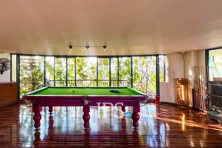 650 Office Penthouse For Rent - Chroy Changvar, Phnom Penh