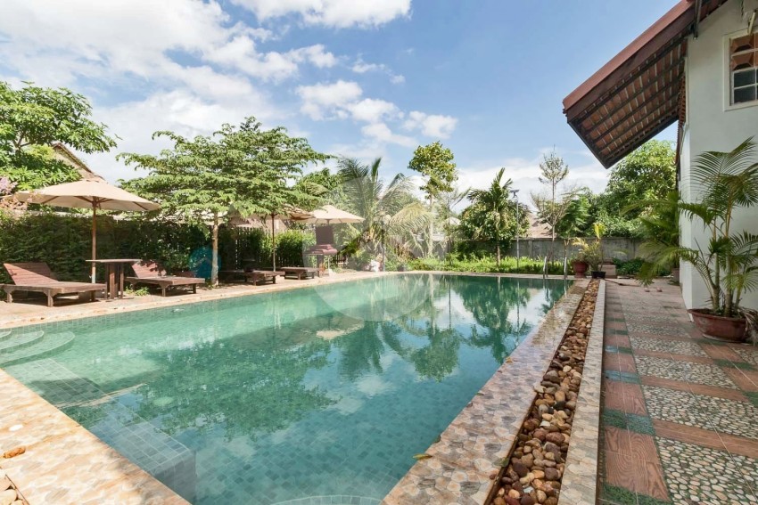 8 Bedroom Villa For Sale - Sala Kamreuk, Siem Reap