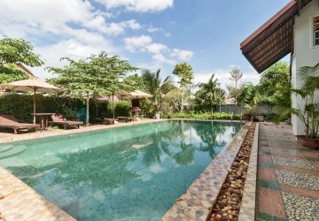 8 Bedroom Villa For Sale - Sala Kamreuk, Siem Reap thumbnail