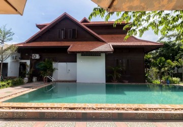 8 Bedroom Villa For Sale - Sala Kamreuk, Siem Reap thumbnail