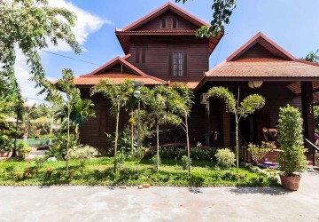 8 Bedroom Villa For Sale - Sala Kamreuk, Siem Reap thumbnail