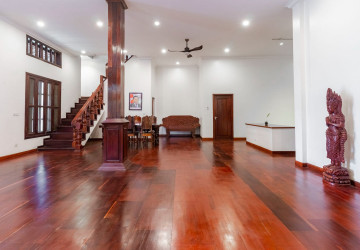 7 Bedroom Villa For Sale - Sala Kamreuk, Siem Reap thumbnail
