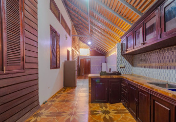 7 Bedroom Villa For Sale - Sala Kamreuk, Siem Reap thumbnail