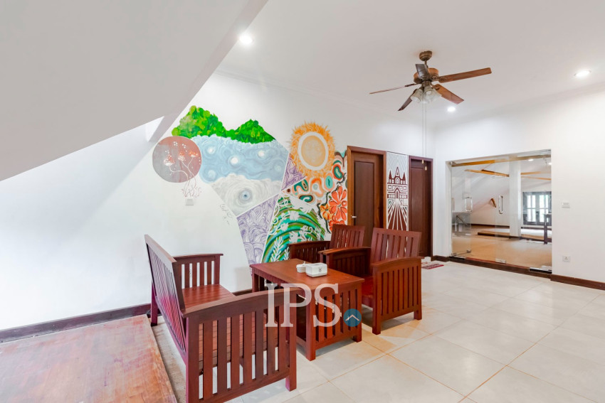 វីឡា 10 បន្ទប់គេង សម្រាប់លក់ - សាលាកំរើក, សៀមរាប