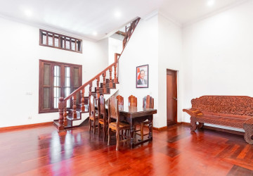 7 Bedroom Villa For Sale - Sala Kamreuk, Siem Reap thumbnail