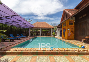 7 Bedroom Villa For Sale - Sala Kamreuk, Siem Reap thumbnail