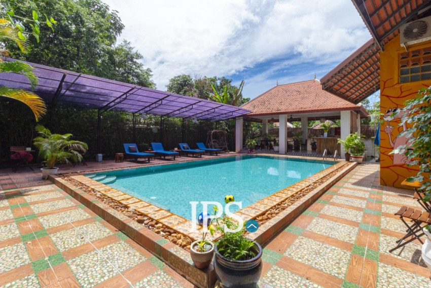 វីឡា 10 បន្ទប់គេង សម្រាប់លក់ - សាលាកំរើក, សៀមរាប