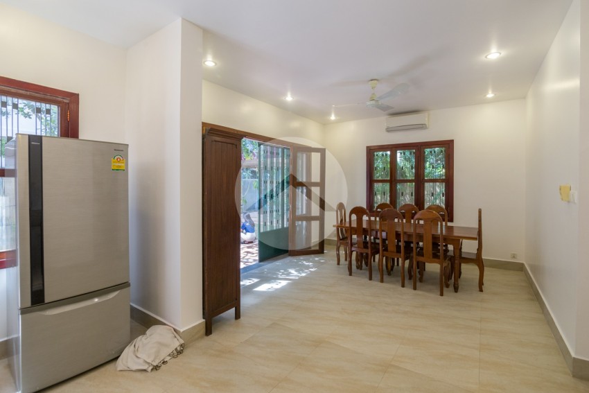 4 Bedroom Villa For Rent - Tonle Bassac, Phnom Penh