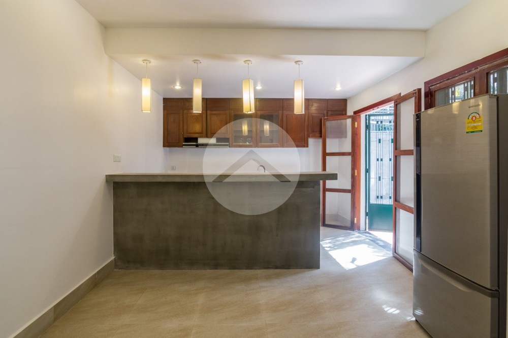 4 Bedroom Villa For Rent - Tonle Bassac, Phnom Penh - Image 8