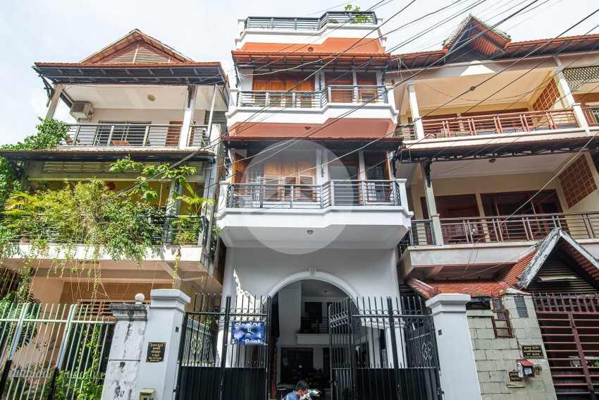 2 Bedroom Apartment For Rent - Chamkarmorn, Phnom Penh