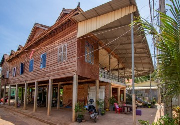 2 Bedroom Wooden House For Sale - Sangkat Siem Reap, Siem Reap thumbnail