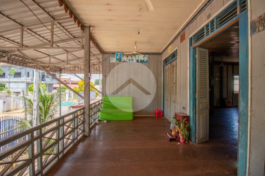 2 Bedroom Wooden House For Sale - Sangkat Siem Reap, Siem Reap