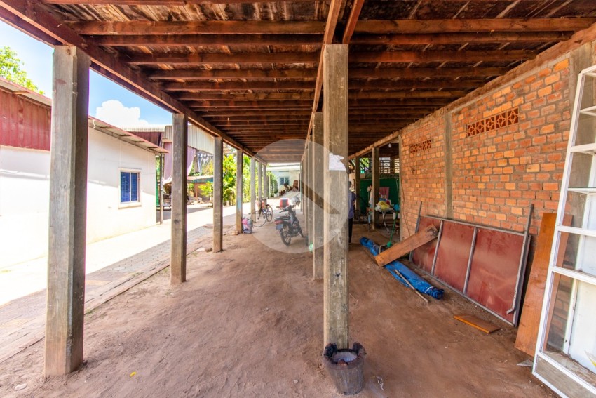 2 Bedroom Wooden House For Sale - Sangkat Siem Reap, Siem Reap