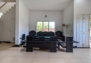 4 Bedroom House For Rent - Slor Kram, Siem Reap thumbnail