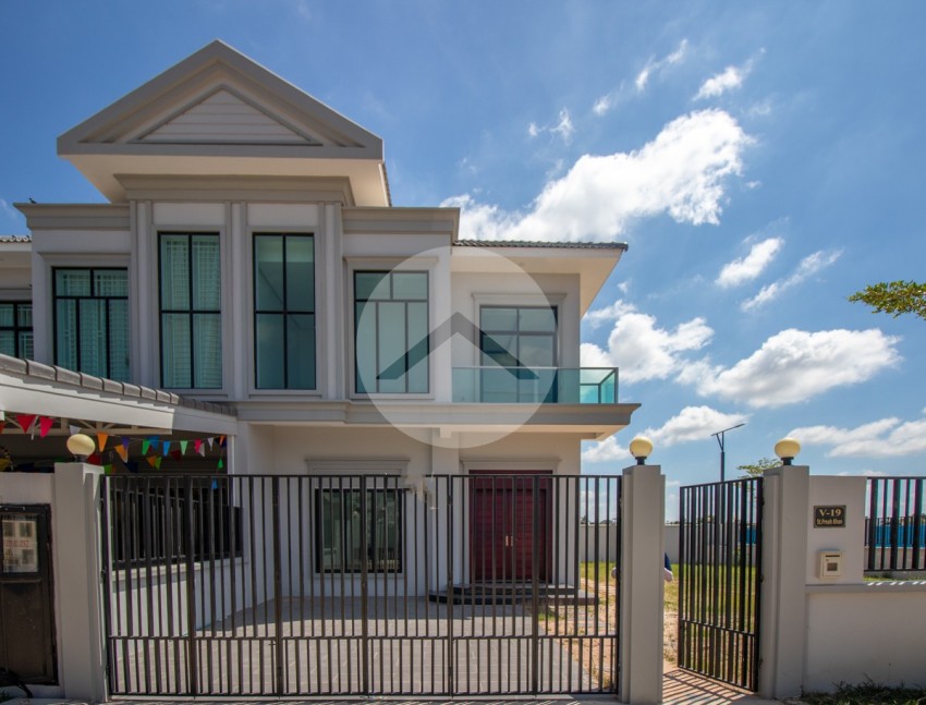 3 Bedroom Villa For Sale - Svay Thom ,Siem Reap