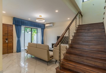 5 Bedroom Villa For Rent - Boeung Kak 1, Toul Kork, Phnom Penh thumbnail