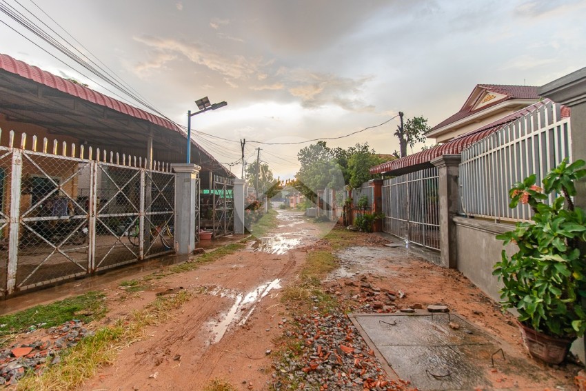 235 Sqm Land For Sale - Sala Kamreuk, Siem Reap