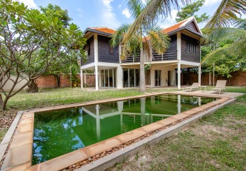 3 Bedroom Villa With Pool For Rent - Svay Dangkum, Siem Reap thumbnail