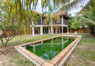 3 Bedroom Villa With Pool For Rent - Svay Dangkum, Siem Reap thumbnail