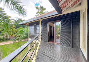 3 Bedroom Villa For Rent - Svay Dangkum, Siem Reap thumbnail