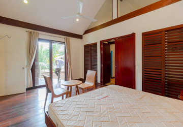 3 Bedroom Villa For Rent - Svay Dangkum, Siem Reap thumbnail