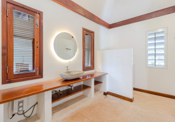 3 Bedroom Villa For Rent - Svay Dangkum, Siem Reap thumbnail