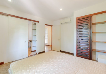 3 Bedroom Villa For Rent - Svay Dangkum, Siem Reap thumbnail