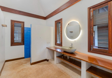 3 Bedroom Villa For Rent - Svay Dangkum, Siem Reap thumbnail