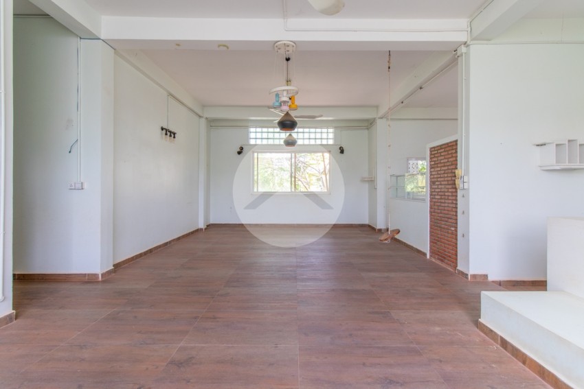 5 Bedroom Villa For Sale - Sala Kamreuk, Siem Reap