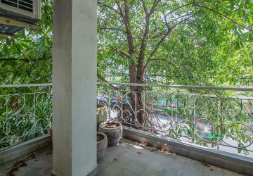 2 Bedroom Serviced Apartment For Rent -BKK1, Phnom Penh thumbnail