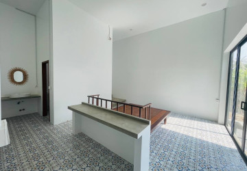 2 Bedroom Serviced Apartment For Rent - BKK1, Phnom Penh thumbnail